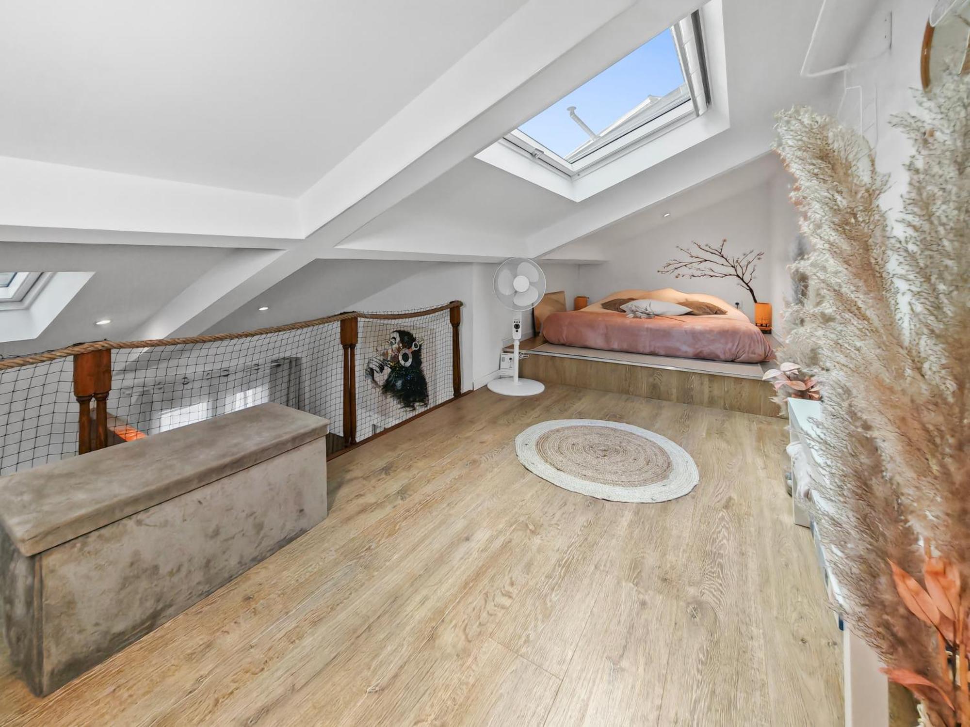 Le Pré-Saint-GervaisLoft Duplex A 2 Min De Paris - Parking Gratuitアパートメント エクステリア 写真